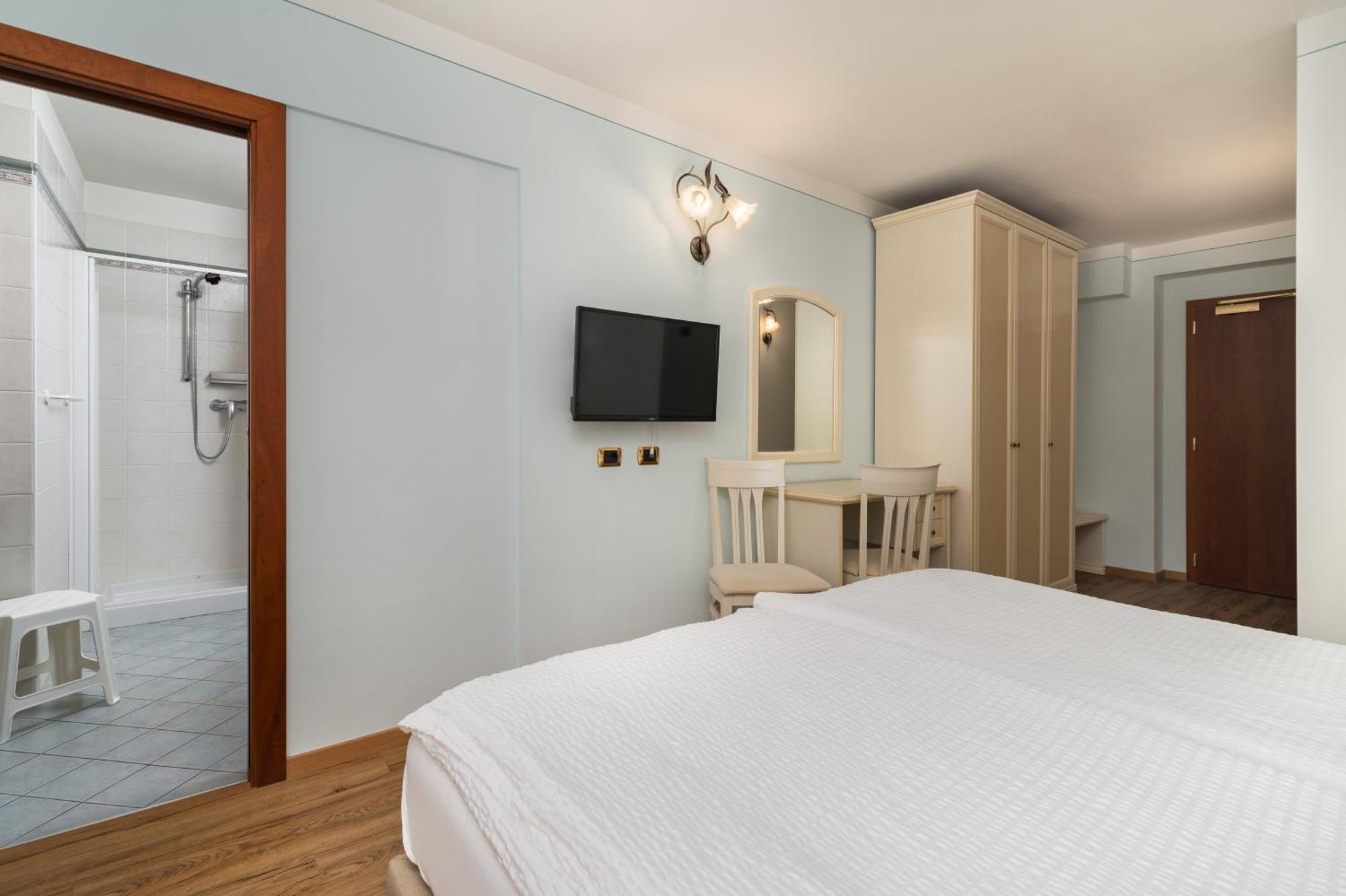Hotel Opinione Dimora Storica San Lorenzo Dorsino Εξωτερικό φωτογραφία